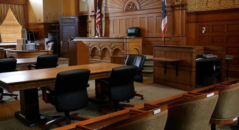 Courtroom/courthouse setting